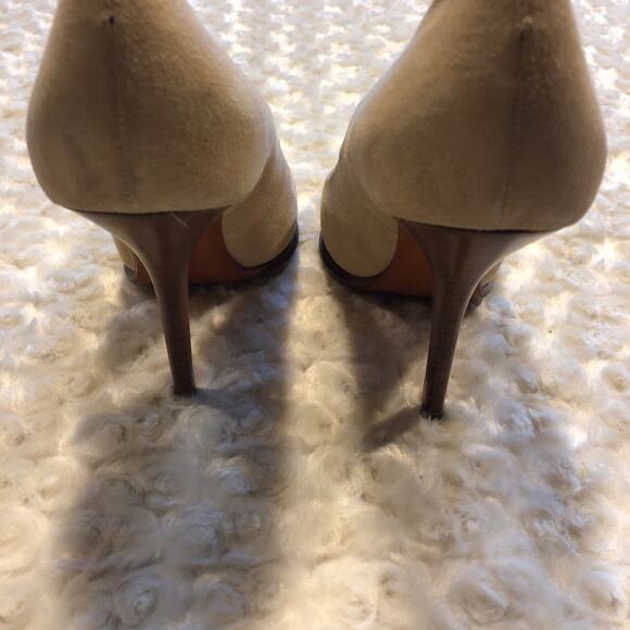 Celine Women’s Suede Semi Pointed Toe Pumps Nude Size 40 USA 9.5-… - Picture 6 of 8